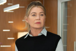 Greys Anatomy Season 21 Premiere Recap Reversal of Misfortune  Plus That Steamy Kiss Damn  TVLine