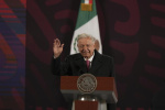 After six years of marathon news conferences Mexicos AMLO steps off the stage Yahoo Voices After six years of marathon news conferences Mexicos AMLO steps off the stage Yahoo Voices