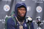 Steelers WR George Pickens started fighting Browns CB as game ended had to be restrained Yahoo Sports Steelers WR George Pickens started fighting Browns CB as game ended had to be restrained Yahoo Sports