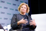 Apples executive shakeup continues with departures of general counsel and policy head  TechCrunch