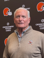 Jimmy Haslam Kevin Stefanski shouldve won more games this year absolutely wants to retain DC Jim Schwart  Clevelandcom