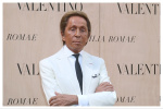 Valentino Dies Legendary Italian Fashion Designer Was 93  Deadline