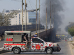 Ten killed in proIran protest at US consulate in Pakistans Karachi  Al Jazeera