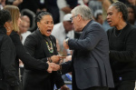 Geno Auriemma apologizes after tense endgame exchange with Dawn Staley in UConn loss  AP News