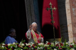 Pope Leo urges peace in first Easter Mass as Christians celebrate in Jerusalem Gaza and Tehran  apnewscom