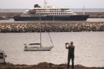 Doctor on ship who helped care for passengers with hantavirus leaves medical isolation unit  AP News