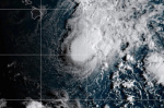 Tropical Storm Moke advances toward Hawaii as winds strengthen  AP News