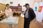 Russians begin 3 days of voting in a parliamentary election set to cement the Kremlins power  AP News