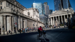 Fed and BoE step up scrutiny of bank exposure to trading firms after Jane Street loss  Financial Times
