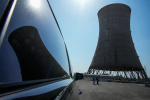 Google signs 20year nuclear deal with Constellation Energy to power AI buildout  Yahoo Finance