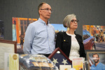 Alex Prettis parents say federal government is shielding agents involved in his killing  AP News