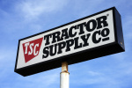 Black farmers association calls for Tractor Supply CEOs resignation after company cuts DEI efforts Yahoo Voices Black farmers association calls for Tractor Supply CEOs resignation after company cuts DEI efforts Yahoo Voices