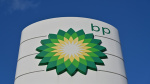 BP shares pop 6 after reports activist hedge fund Elliott has taken a stake in the struggling British oil major  CNBC BP shares pop 6 after reports activist hedge fund Elliott has taken a stake in the struggling British oil major  CNBC
