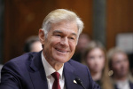 Dr Oz with a TV hosts flair promises simple solutions for Americas health care ills POLITICO Dr Oz with a TV hosts flair promises simple solutions for Americas health care ills POLITICO
