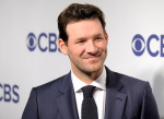 Tony Romo placed on leave by CBS Sports until further notice following OWI arrest JJ Watt to replace him in booth  Yahoo Sports Canada